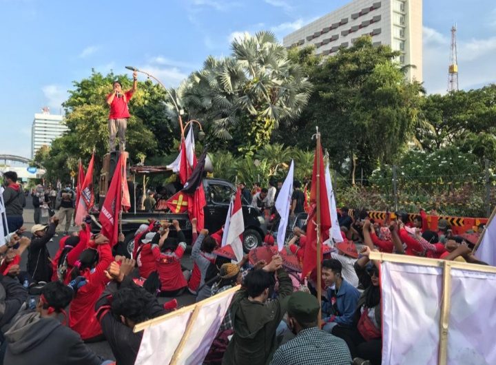 Getol Jatim Anggap Aksi Risma Mungut Sampah Hanya Pencitraan