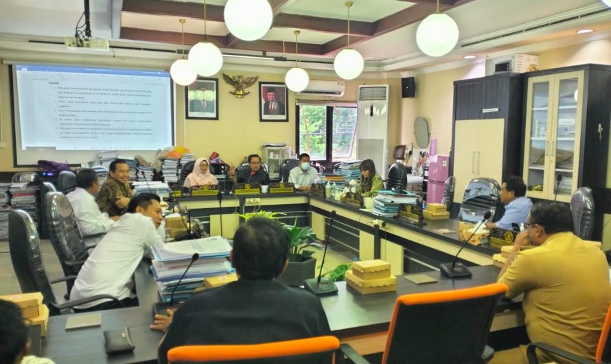 Mediasi DPRD Surabaya Berhasil, PLN Siap Cabut 6 Tiang Listrik di Jl. Seruni Kalilom Lor Indah