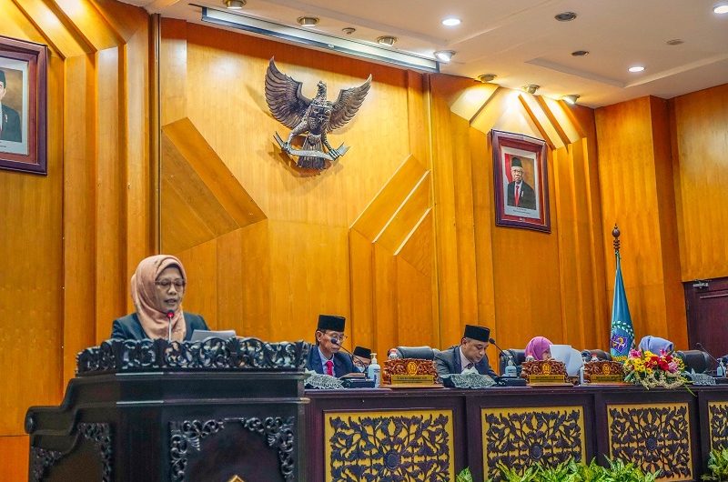 Raperda Perubahan APBD TA 2024 Bisa Diterima Seluruh Fraksi DPRD Surabaya